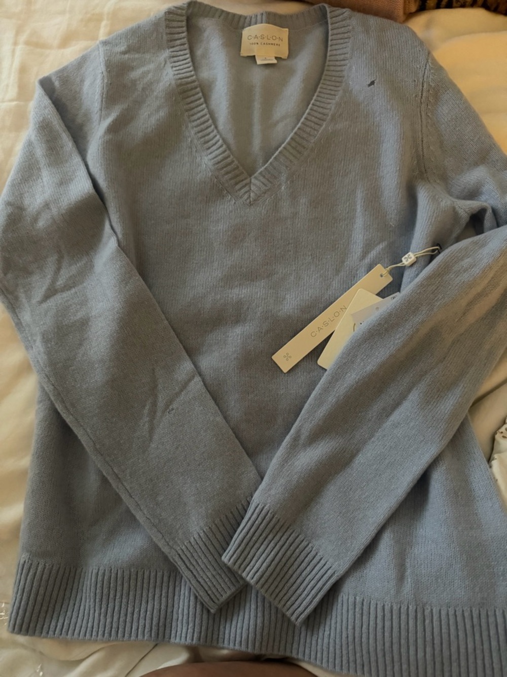 Caslon 100% Cashmere V-Neck Sweater Powder Blue Small Lightweight Knit - Picture 2 of 5